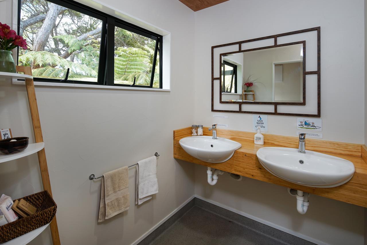 Wai-Knot Accommodation Onetangi Екстер'єр фото