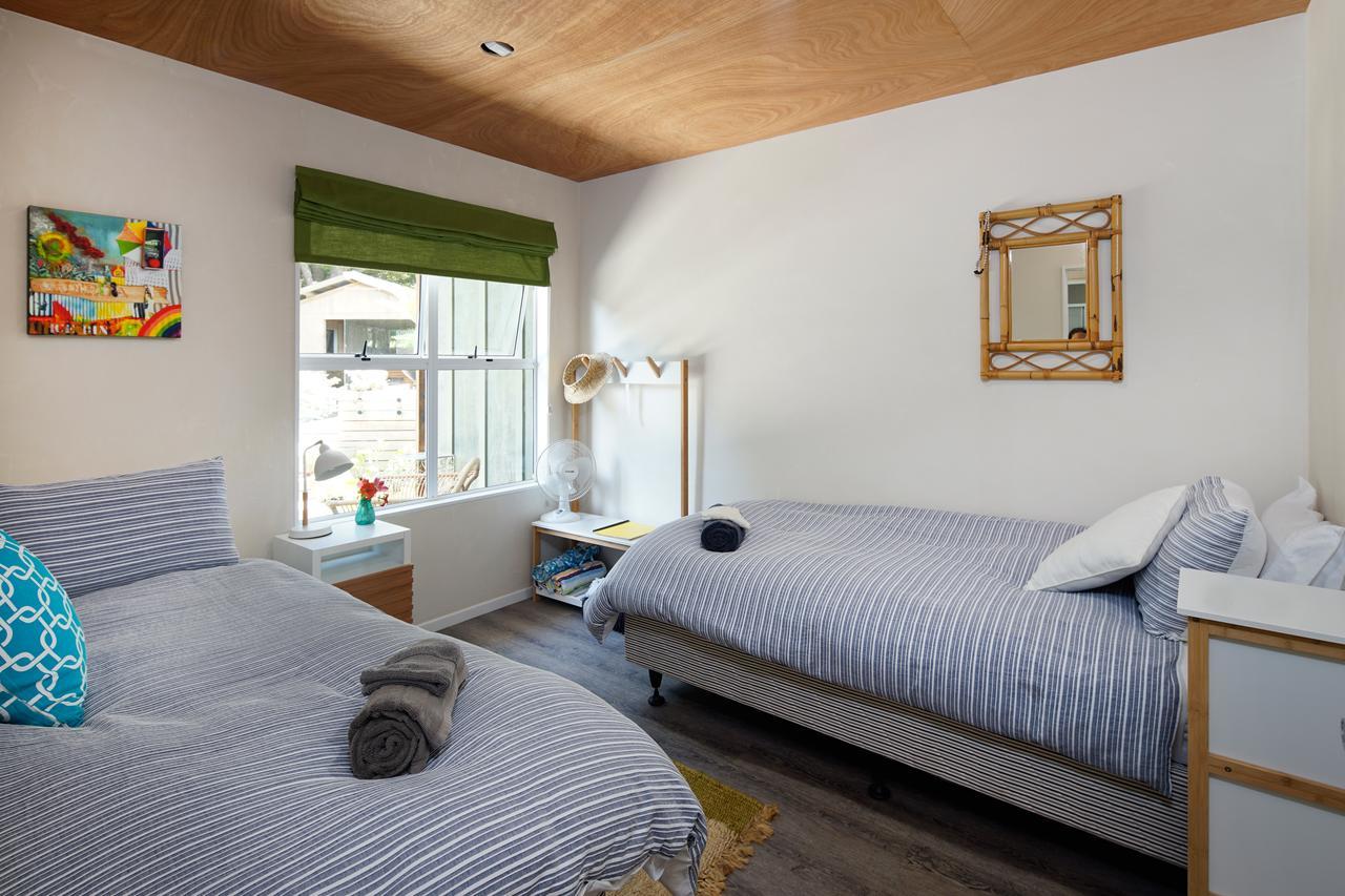 Wai-Knot Accommodation Onetangi Екстер'єр фото